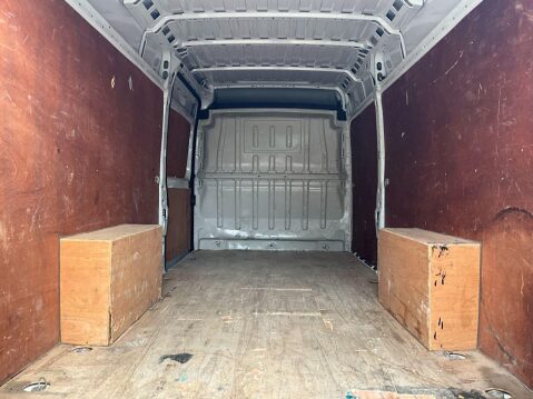 Peugeot Boxer 2.2 BLUEHDI 435 L4H2 PROFESSIONAL P/V 139 BHP 8
