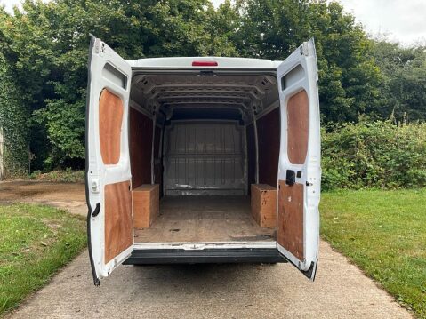 Peugeot Boxer 2.2 BLUEHDI 435 L4H2 PROFESSIONAL P/V 139 BHP 7