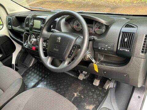 Peugeot Boxer 2.2 BLUEHDI 435 L4H2 PROFESSIONAL P/V 139 BHP 9