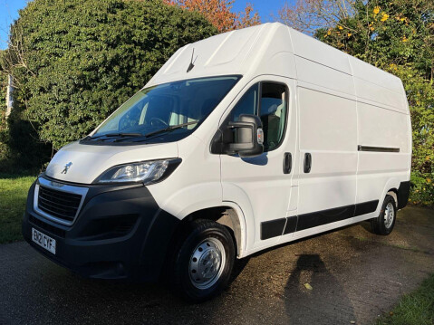 Peugeot Boxer 2.2 BLUEHDI 335 L3H3 PROFESSIONAL P/V 139 BHP 34