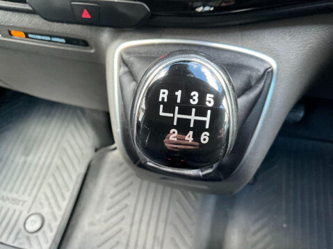 Ford Transit Custom 2.0 280 LIMITED P/V L1 H1 129 BHP 40