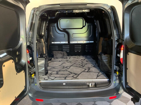 Ford Transit Courier 1.5 LIMITED TDCI 99 BHP 11