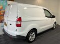 Ford Transit Courier 1.0 LIMITED 99 BHP 6
