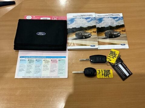 Ford Transit Courier 1.0 LIMITED 99 BHP 13