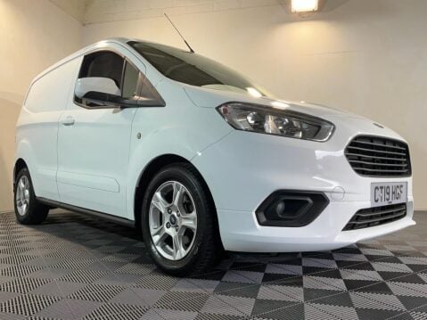 Ford Transit Courier 1.0 LIMITED 99 BHP 37