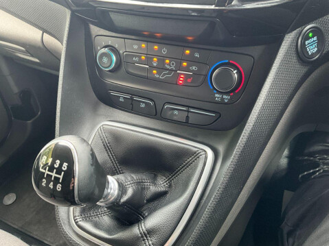 Ford Transit Connect 1.5 240 EcoBlue Limited Panel Van 5dr Diesel Manual L2 Euro 6 (s/s) (120 ps 21