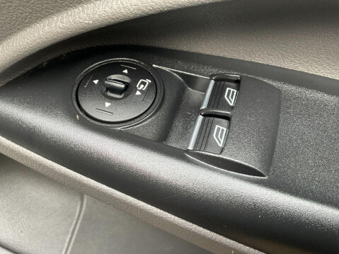 Ford Transit Connect 1.5 240 EcoBlue Limited Panel Van 5dr Diesel Manual L2 Euro 6 (s/s) (120 ps 33