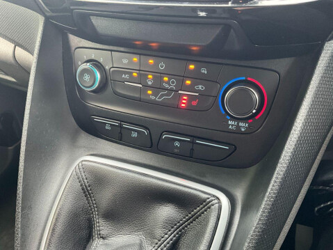 Ford Transit Connect 1.5 240 EcoBlue Limited Panel Van 5dr Diesel Manual L2 Euro 6 (s/s) (120 ps 31