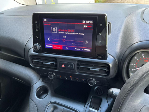 Citroen Berlingo 1.2 1000 ENTERPRISE M PURETECH S/S 109 BHP 16