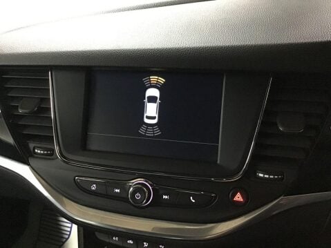 Vauxhall Astra 1.4 SRI 5d 148 BHP 17