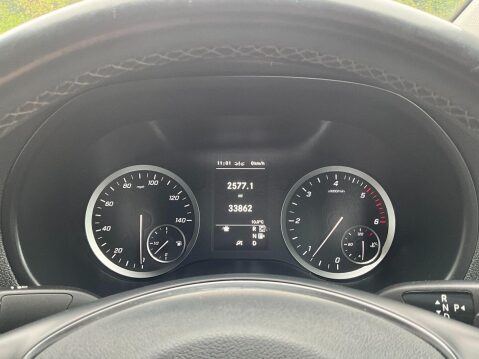 Mercedes-Benz Vito 2.0 114 CDI Progressive G-Tronic RWD L2 Euro 6 (s/s) 5dr (LWB) 13