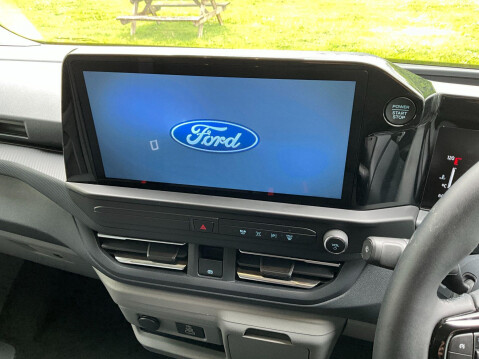 Ford Transit Custom 2.0 300 EcoBlue Limited Crew Van Auto L2 H1 Euro 6 (s/s) 5dr 44