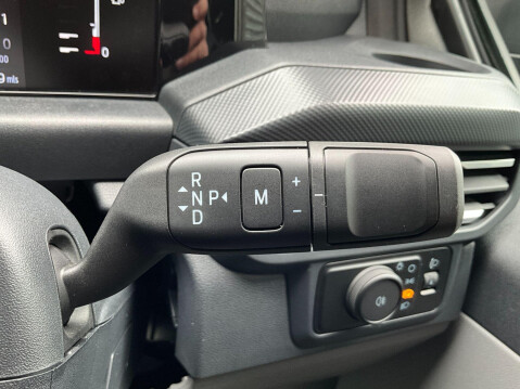 Ford Transit Custom 2.0 300 EcoBlue Limited Crew Van Auto L2 H1 Euro 6 (s/s) 5dr 19