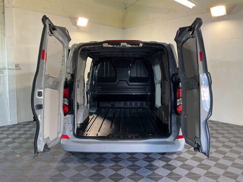 Ford Transit Custom 2.0 300 EcoBlue Limited L1 H1 Euro 6 (s/s) 5dr 8