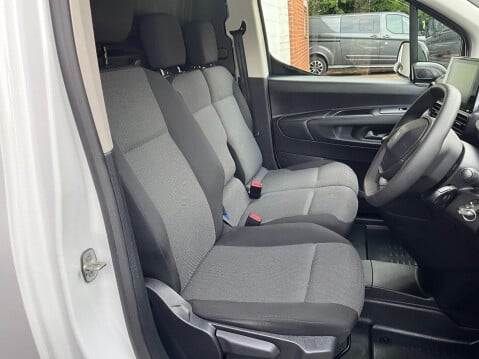 Peugeot Partner 1.5 BlueHDi 1000 Professional Premium Standard Panel Van SWB Euro 6 5dr 11