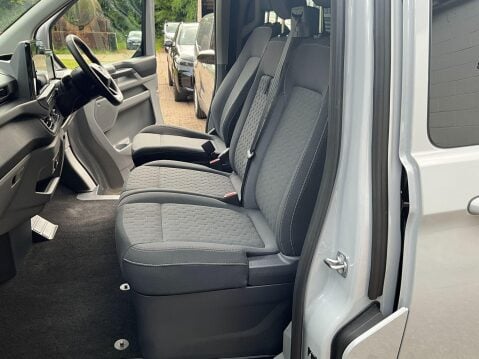 Ford Transit Custom 2.0 300 EcoBlue Limited Crew Van Auto L2 H1 Euro 6 (s/s) 5dr 13