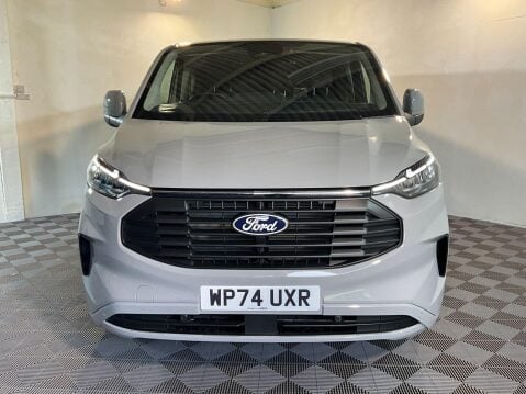 Ford Transit Custom 2.0 300 EcoBlue Limited Crew Van Auto L2 H1 Euro 6 (s/s) 5dr 59