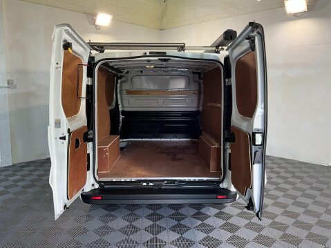Vauxhall Vivaro 1.6 CDTi 2700 BiTurbo ecoTEC Sportive L1 H1 Euro 6 (s/s) 5dr 8