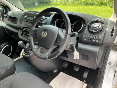 Vauxhall Vivaro 1.6 CDTi 2700 BiTurbo ecoTEC Sportive L1 H1 Euro 6 (s/s) 5dr 9