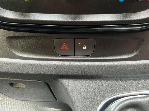 Vauxhall Vivaro 1.6 CDTi 2700 BiTurbo ecoTEC Sportive L1 H1 Euro 6 (s/s) 5dr 26