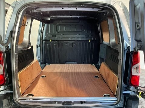 Peugeot Partner 1.5 BlueHDi 1000 Professional Standard Panel Van SWB Euro 6 (s/s) 5dr 8