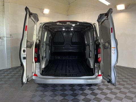 Ford Transit Custom 2.0 300 EcoBlue Limited L1 H1 Euro 6 (s/s) 5dr 8