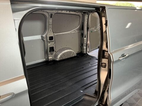 Ford Transit Custom 2.0 300 EcoBlue Limited L1 H1 Euro 6 (s/s) 5dr 9