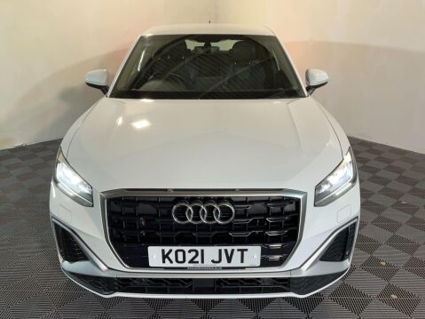 Audi Q2 1.5 TFSI CoD 35 S line S Tronic Euro 6 (s/s) 5dr 3