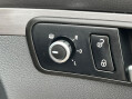 Volkswagen Touran 2.0 TDI SE Euro 5 5dr 33
