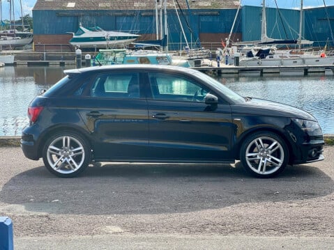 Audi A1 1.6 TDI S line Sportback Euro 5 (s/s) 5dr 3