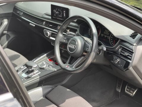 Audi A4 3.0 TDI V6 S line Tiptronic quattro Euro 6 (s/s) 5dr 14