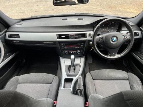 BMW 3 Series 2.0 320d M Sport Steptronic Euro 5 4dr 30