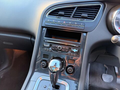 Peugeot 5008 1.6 BlueHDi Allure ETG Euro 6 (s/s) 5dr 27