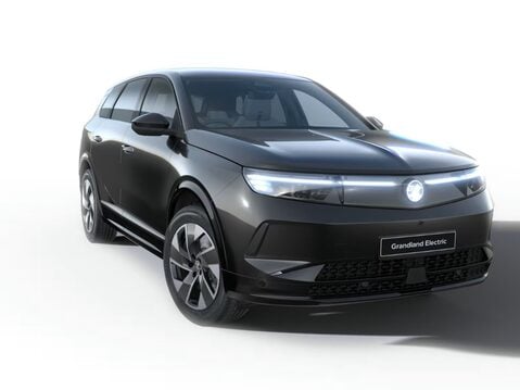 New Grandland GS Electric 73kW 210PS Auto from £471 per month on 8.9% APR PCP 1