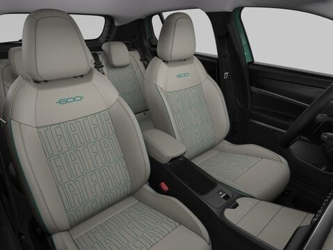 New Fiat 600 Hybrid La Prima from £288 per month 2.1% APR PCP 4