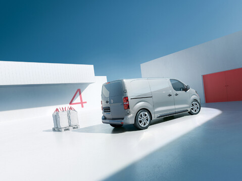Vivaro Electric 4