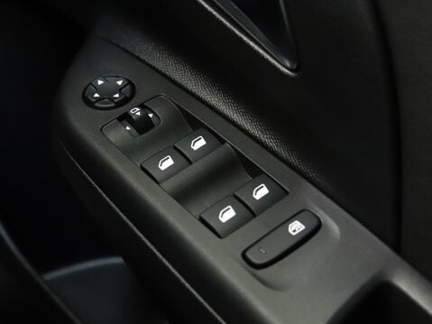 Vauxhall Corsa 100kW Elite Nav Premium 50kWh 5dr Auto [11kWCh] 32