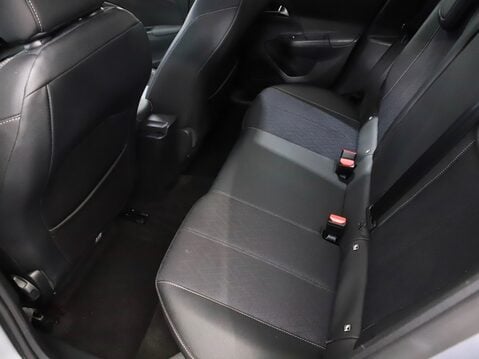 Vauxhall Corsa 100kW Elite Nav Premium 50kWh 5dr Auto [11kWCh] 33