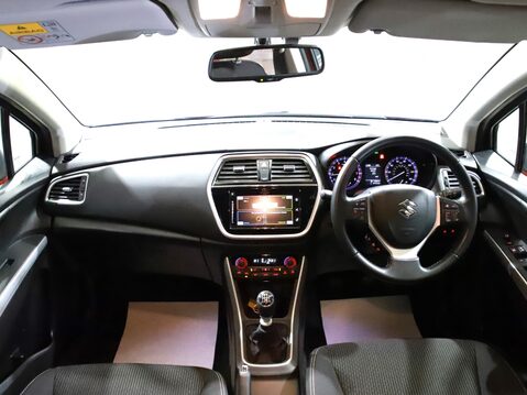 Suzuki SX4 S-Cross 1.4 Boosterjet 48V Hybrid SZ-T 5dr 16