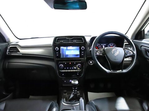 SsangYong Tivoli 1.5P Ultimate 5dr 17