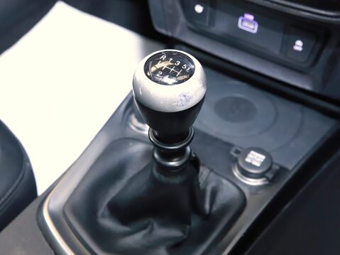 SsangYong Tivoli 1.5P Ultimate 5dr 26