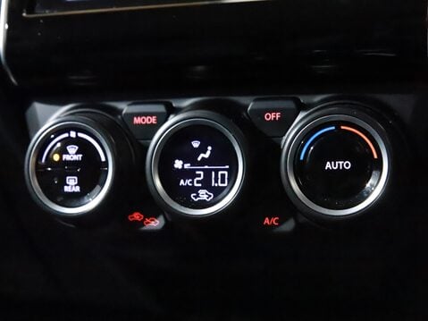 Suzuki Swift 1.2 Dualjet 83 12V Hybrid SZ5 5dr Auto 26