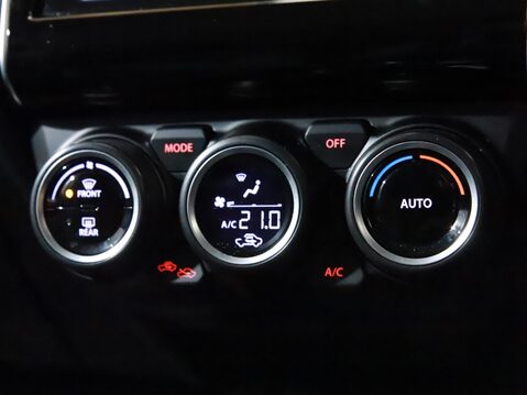 Suzuki Swift 1.2 Dualjet 83 12V Hybrid SZ5 5dr Auto 26