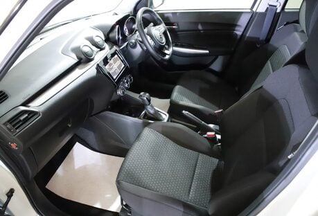 Suzuki Swift 1.2 Dualjet 83 12V Hybrid SZ5 5dr Auto