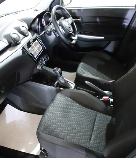 Suzuki Swift 1.2 Dualjet 83 12V Hybrid SZ5 5dr Auto