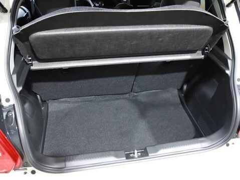 Suzuki Swift 1.2 Dualjet 83 12V Hybrid SZ5 5dr Auto 11