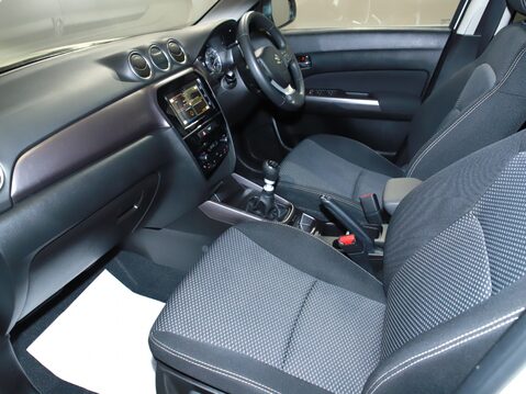 Suzuki Vitara 1.4 Boosterjet 48V Hybrid SZ-T 5dr 3