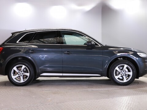 Audi Q5 2.0T FSI Quattro Sport 5dr S Tronic 10