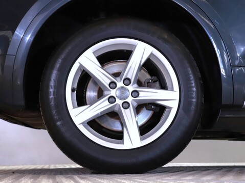 Audi Q5 2.0T FSI Quattro Sport 5dr S Tronic 11