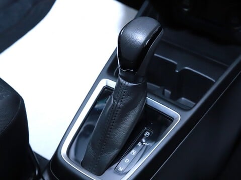 Suzuki Swift 1.2 Dualjet 83 12V Hybrid SZ5 5dr Auto 26